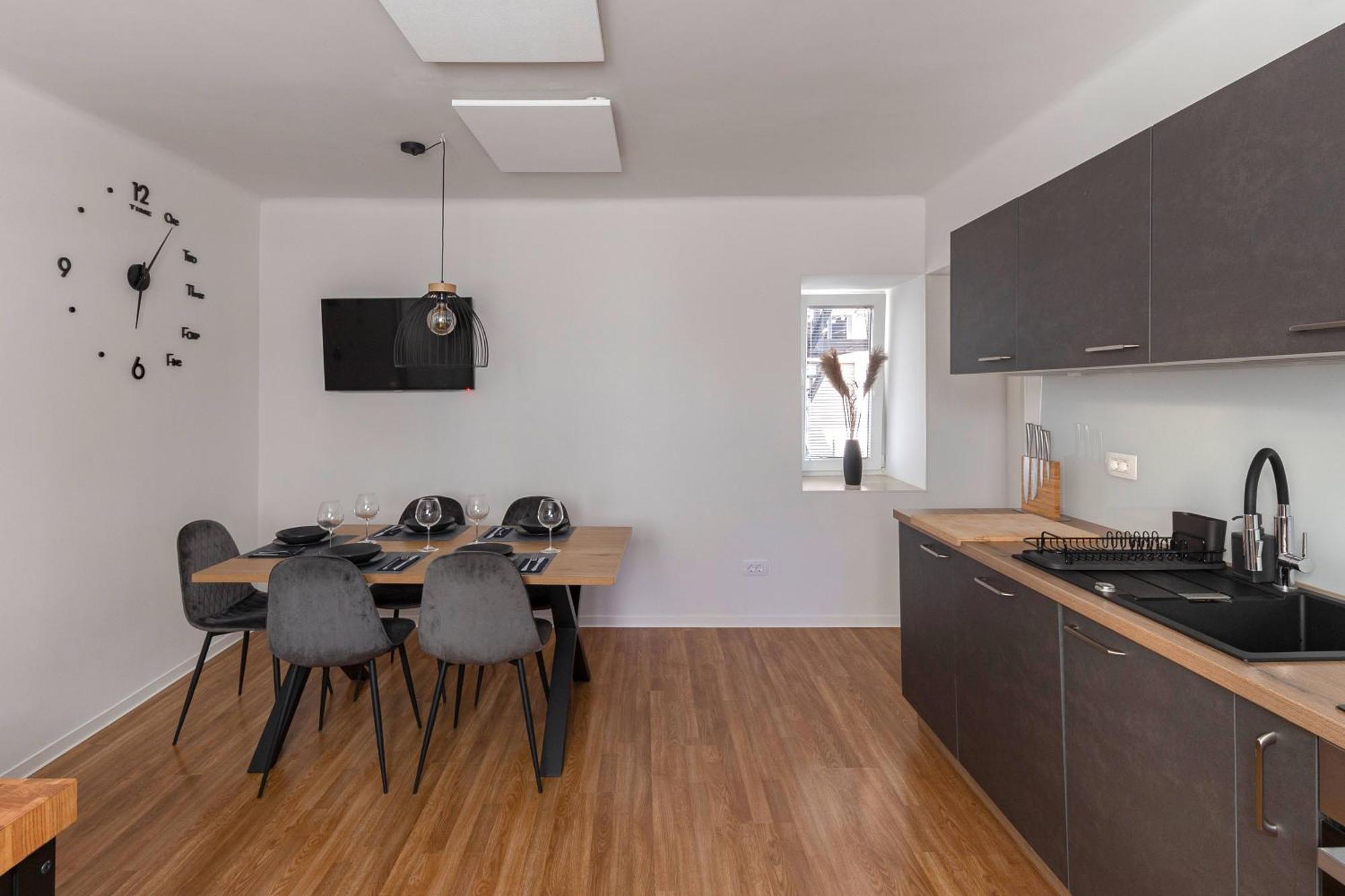 Apartments Grahek Любляна Екстериор снимка